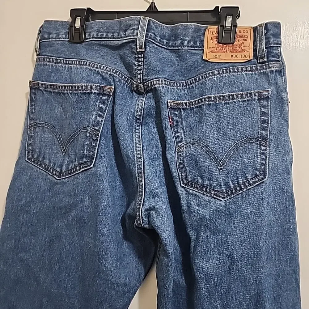 Levis 505 Jeans Men’s 36x30 Regular Fit Straight Leg Light Wash Mid Rise